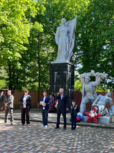 Высадка Аллеи Памяти участников Великой Отечественной войны и павших в Специальной военной операции